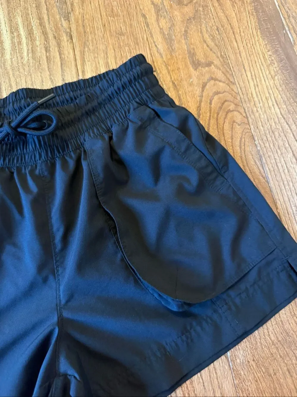 Old navy stretch tech 4” inseam athletic shorts small